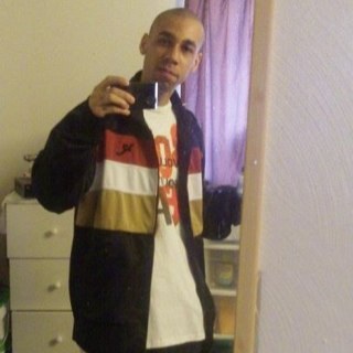 whyteboi87's profile picture. 