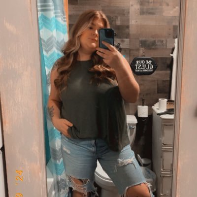 Photographer | Virgo ☀️ Cancer 🌙 | ENTJ-A | Gamer | Wife & Mom