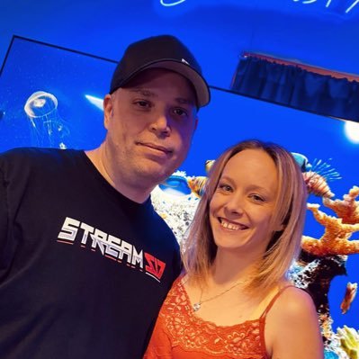 Chris & Laci | Powered by @GFuelEnergy @SpacePandaDelta & @SelfRezCoffeeCo - save with code STREAM517 | Biz: stream517@yahoo.com https://t.co/Rh1MzobATj