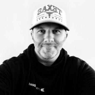 My side hustle profile. Trying to figure out if I can build a SaaS company by myself :)
Building https://t.co/9ATvg7p1tt