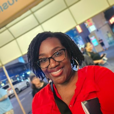 White House Alum. Seen on/in Black Enterprise, Forbes, Inc. & WSJ. Media enthusiast, Sickle Cell Advocate. CEO Connect The Dots PR. #NABJ #PRSA 💜 🍟 & ✈