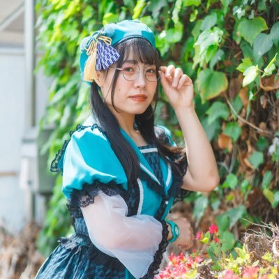 30歳でアイドルデビュー🎤緑色担当💚海🌊と自然🌲とマリル(ポケモン)💙とマロンクリーム(サンリオ)🌰が好き🫶毎日水泳🏊♀️外見は知的清楚✨中身は体育会系筋肉💪名古屋で1番メガネが似合うアイドル👓 #黒髪ツインテール #suhaming #お願いハマッスル 📸#ユズフィルム 出演依頼はDM📩