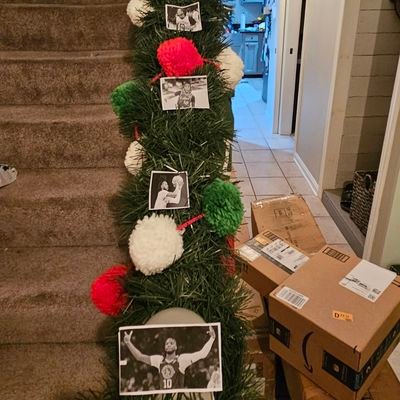 HairyWrench's profile picture. Digital Assets enthusiast  
(within the context of a risk-parity portfolio)

also Cleveland Cavaliers and memes