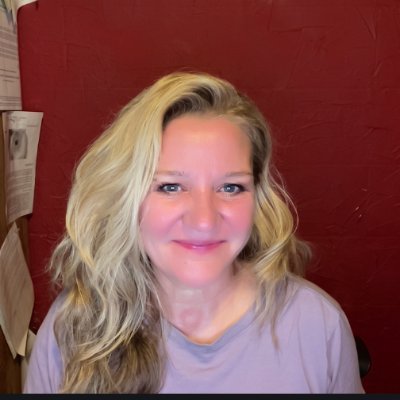 I am a classically trained homeopathic practitioner supporting animals and people world-wide