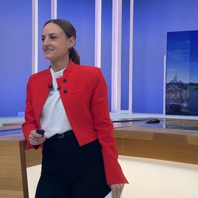 Journaliste basée à Marseille. @France3Provence, @Afpfr, @Artefr etc. Ex-prof de français au Mexique et en Espagne, formée @EjToulouse, @KingsCollegeLon
