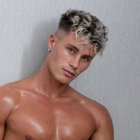 Julien (@amell_w) 's Twitter Profile
