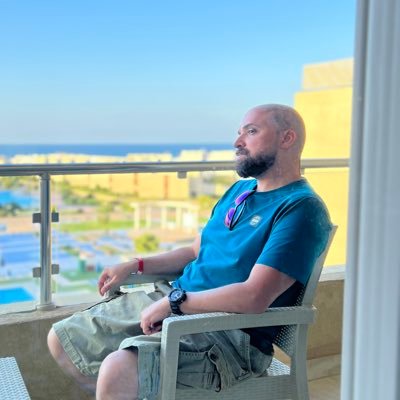 🇰🇼 Married, Kuwait Army (RETIRED) Owner @4pawzkw Co-founder @catsquadq8