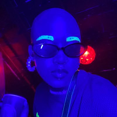 🇵🇸•They/them •Donate: https://t.co/Hu0HUSWFGj?amp •The revolution is my CUNT. •Capricorn☀️ •Vegan🌿