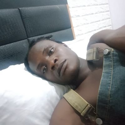 Ezenzeribe's profile picture. I love myself without nobody