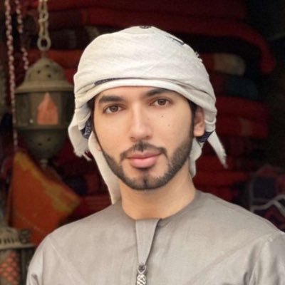كاتب اماراتي 🇦🇪 ✨ البروتوكول والاتيكيت .. ✨إصداراتي : كتاب ملح وسكر 📚 حبر وحرف 📚رواية بن الألم والأمل