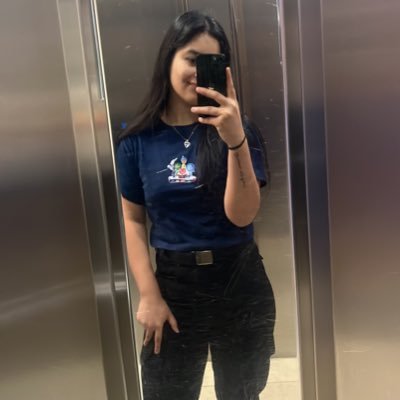 jeniduartte's profile picture. 