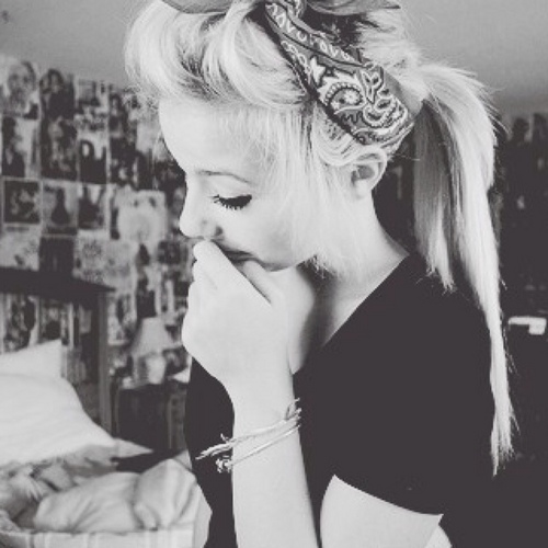Love. | Hope. | Faith. | Follow.
#TeamFollowBack
- - - Promo short for: Promotion - - -