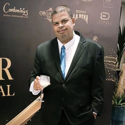 Desistir dos sonhos é a marca dos fracos, portanto, não desista e seja um vencedor!