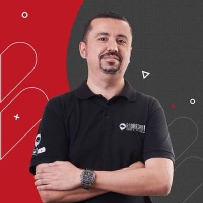Especialista em Língua Portuguesa - Há 20 anos aprovando alunos em concursos