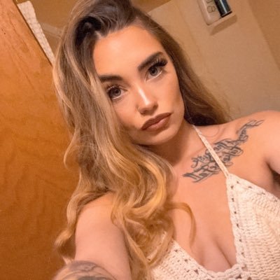 jaden_sharia's profile picture. blue page link below🤭💋