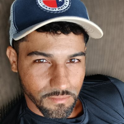 focado em trabalhar e investir conseguir uma rede de imóveis, ganhar uma grana padrão-🤔🤫 é só isso 😁