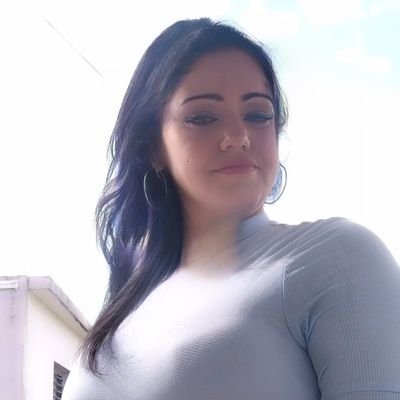 any_chil's profile picture. La cobardía es un asunto de los hombres , no de los amantes 💕:
Los amores cobardes no llegan ni amores ,ni a Historias.
Amo a está Isla 🏝️ 🇨🇺
#DeZurdaTeam🐉