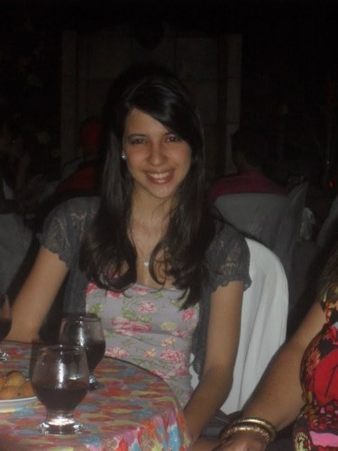 Taurina ,17 aniinhos e bem criada,divertida e sempre de bem com a viida!! *-*