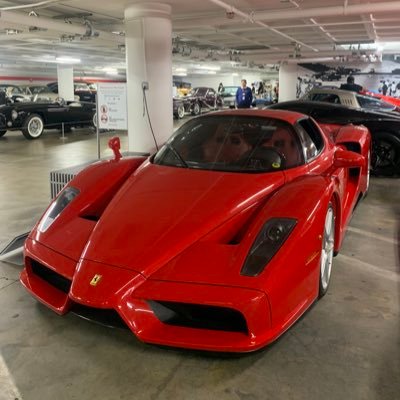 emmrazor1's profile picture. 