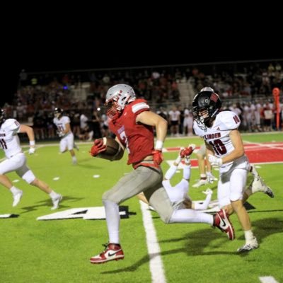 BlakeGoin7's profile picture. https://t.co/lP0r0ZD7Qv RB/MLB/OLB/SS 182lb 6”1 4.72 40 yard dash 248-563-2980 Contact me Pitcher/Outfielder C/O 2026