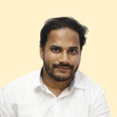 NaveedRevenuMag's profile picture. Sales Leader and Revenue Magnet