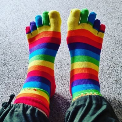 eoo417's profile picture. proud and loud and pan 💗💛💙Mag das binäre Geschlechtsdenken nicht. lese mich als Mensch! #FCKAFD,Hass und Hetze