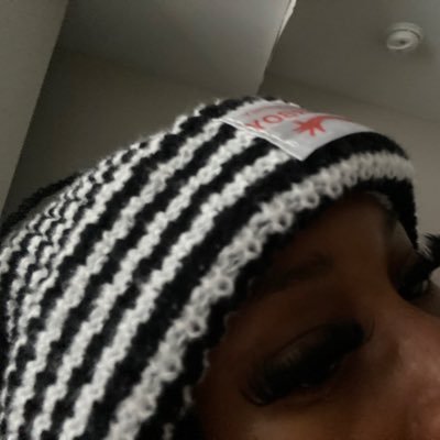 upnext4cecee's profile picture. fmoig- @upnext4cece