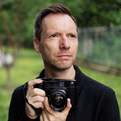 📸 Photographer & Filmmaker
🌏 Climate Crisis, Environmental Issues & China
🗺 National Geographic, Pulitzer Center, Guardian
📍From UK, based in China