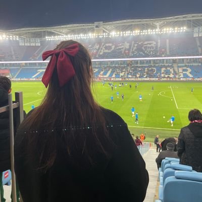 Tabiki de mutsuz uyumama neden olan hiç kimseyi affetmeyeceğim. TRABZONSPOR♥¹³∞
Ordu Üniversitesi.