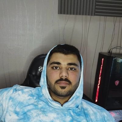 alaziz_mostafa3's profile picture. صانع المستقبل التقني | مبرمج ومطور تطبيقات محترف
🤖 ذكاء اصطناعي |  أمن سيبراني | 📱 ابتكار التطبيقات
💡 أشاركك أفضل الحلول.
٨/١٢/٢٠٢٤🫡 سوريا صديق