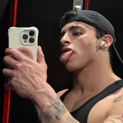 𝗕𝗜𝗚 𝗕𝗢𝗬 from Scotland | Son of Ares
| RP | DMs always open | English ONLY