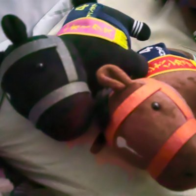 larilis4's profile picture. 🤔keep balance but just for/only