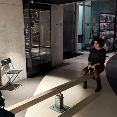 mitilchanel's profile picture. She is strong, but she cries quickly.
#woman_life_freedom