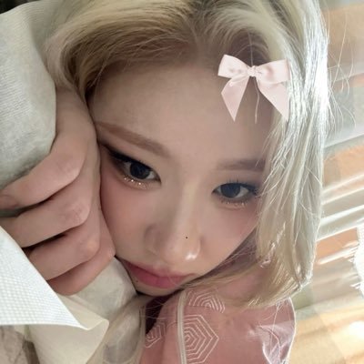 💭🎧🫧 | 9teen enfp hello kitty girl ૮꒰ྀི ᴗ͈ ˕ ᴗ͈ ꒱ྀིა #edtwt