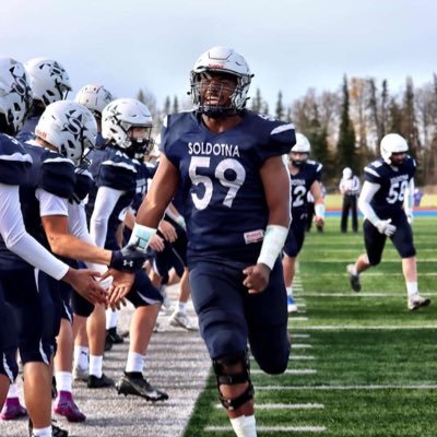 ElijahLee53's profile picture. I’m a kid from Alaska trying to get recruited to play at the college level. i am  6’2 240 I play defensive end. 40 time 4.7, vertical 30.5, bench 290, squat 405