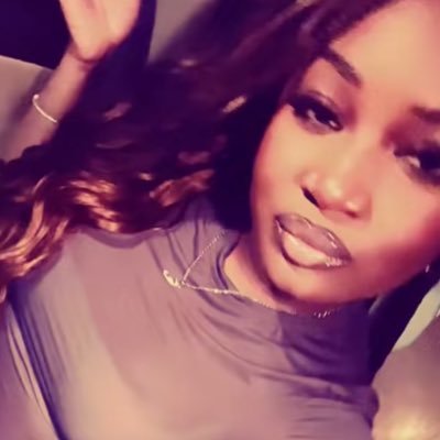 tsunderehla's profile picture. i’m just a girl