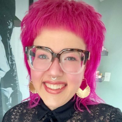 Basically no one, saying nothing #CA2FL2NJ #UNIONTHUG #ORGANIZER #FOREVERGRATEFUL #QUEERFEMME #UNAPOLOGETICMAXIMALIST (she/her)