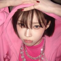현 (@hyun0101122) 's Twitter Profile