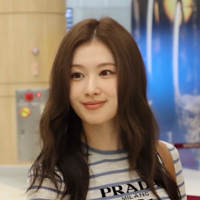 サナちゃんさんとTWICEが大好きなfan account💜🐹📸🍎※Please don't re-edit and cut the logo