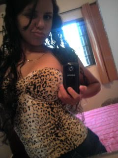 ֆ ##  {♪♪*

ㅤ              ֆ PLANTÂ HUMILDADÊ PRA COLHEÊR PODEER ֆ