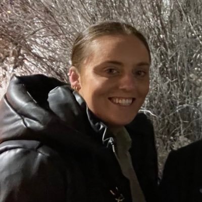 AnnaMurphy0's profile picture. 