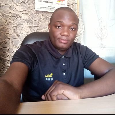 A computer expert , accountant and teacher by profession