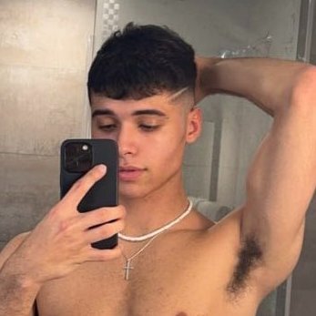 kezz_w_'s profile picture. Explore Exclusive Content 👇🏻