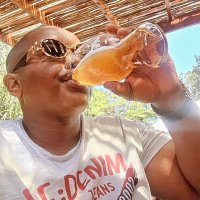 Bhut' My Person (@i_thembalethu) 's Twitter Profile