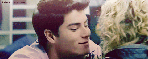 @aguiarthur e @lua_blanco ñ vivo sem eles sincer 4/03/12/