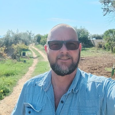 Your English speaking Real Estate Agent in Central Portugal
Visit our website https://t.co/OWGHe7ywPs
Also speaking Portugues, Spanish French and Italian