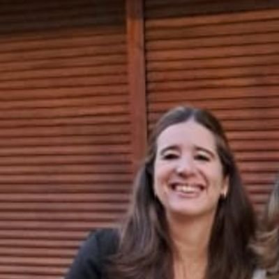 Docente e Investigadora FA-UNC. Musicología histórica. 'Lo poco que sabemos lo sabemos entre todos'. Talasofílica y militante de la siesta