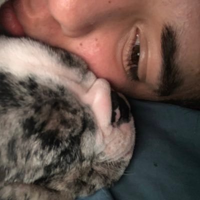 bxnjita's profile picture. 