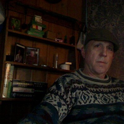 BettendorffTom's profile picture. Just a duck from a different pond.