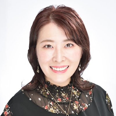 “当たる”より、大切な“真実”をあなたに|占いと癒しを融合したセッションを提供|オンラインセッションは完全予約制|zoom・LINE通話・LINEチャット・メール鑑定にも対応|リアルでもオンラインでも、選りすぐりのヒーラーたちがあなたの幸せの形を一緒に見つけます